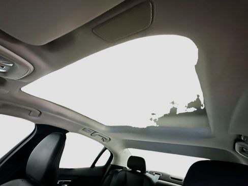 Used 2025 Volvo S60 B5 Core image 27