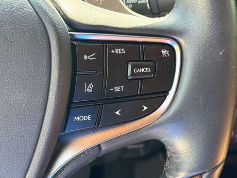 Used 2022 Lexus ES 350 Ultra Luxury w/ Accessory Package 2 FWD image 27