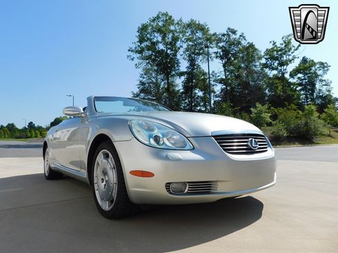 Used 2003 Lexus SC 430 Convertible image 14