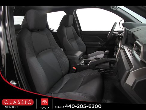 Certified 2025 Toyota Tacoma SR5 image 18