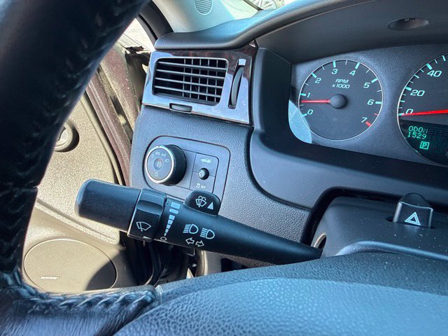 Used 2012 Chevrolet Impala LTZ FWD image 21