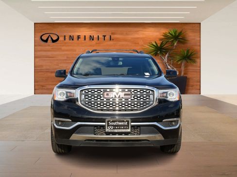Used 2019 GMC Acadia Denali w/ Technology Package image 2