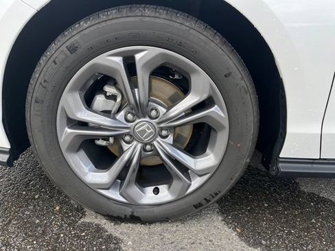 Used 2024 Honda Accord EX image 30