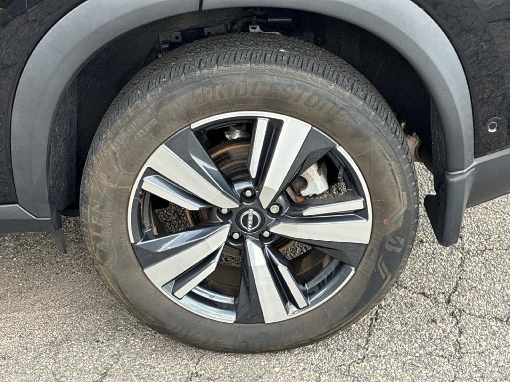 Certified 2023 Nissan Rogue SL w/ SL Premium Package AWD/4WD image 20
