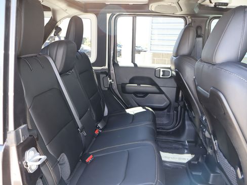 Used 2025 Jeep Wrangler Unlimited Rubicon 392 AWD/4WD image 27