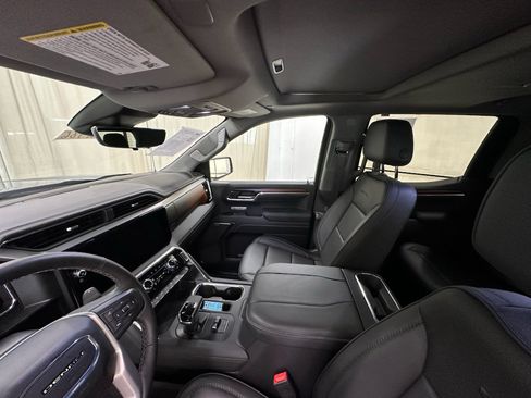 Used 2026 GMC Sierra 1500 Denali w/ Denali Reserve Package AWD/4WD image 32