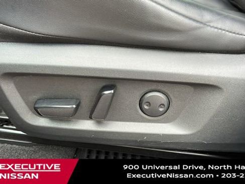 Certified 2022 Nissan Rogue SV w/ SV Premium Package image 10