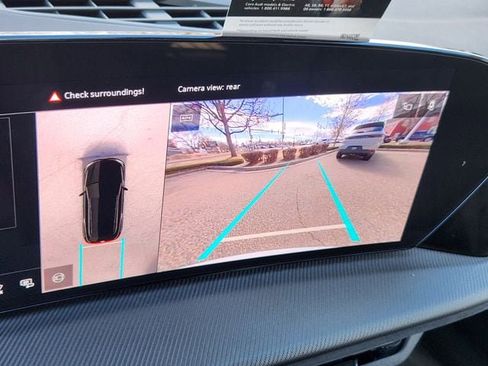 New 2025 Audi SQ5 Prestige image 16