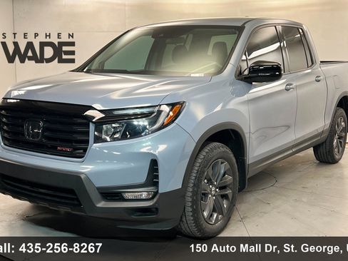 Used 2023 Honda Ridgeline Sport image 1