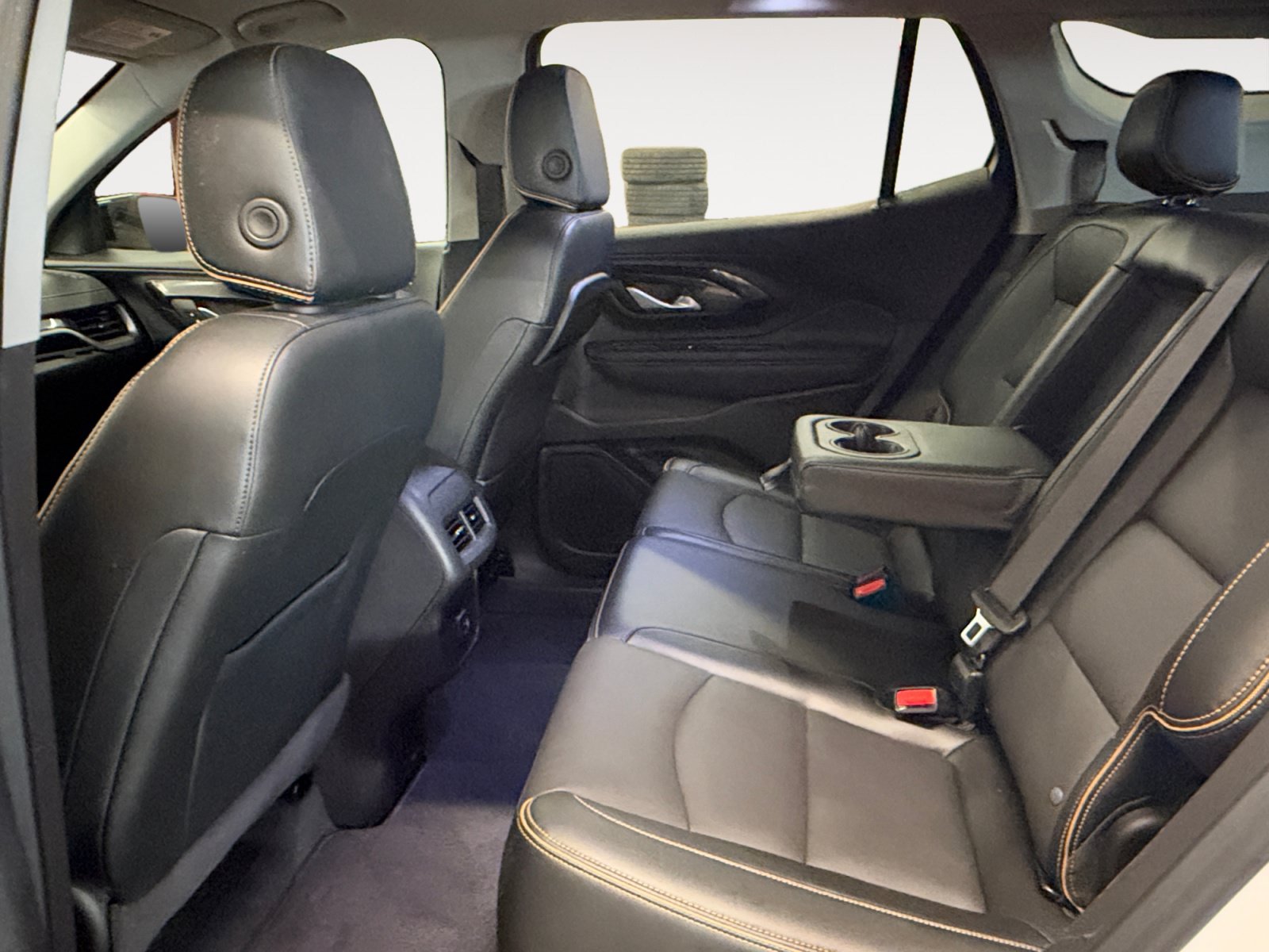 Used 2024 GMC Terrain AT4 AWD/4WD image 23