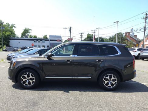 Used 2021 Kia Telluride EX image 5