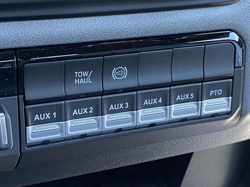 New 2024 RAM 5500 Tradesman image 25