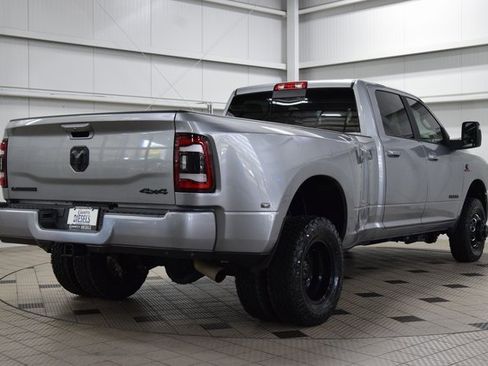 Used 2024 RAM 3500 Laramie w/ Night Edition image 7