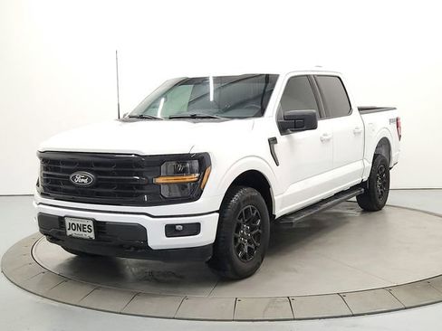 Used 2025 Ford F150 XLT w/ Equipment Group 301A Standard AWD/4WD image 3