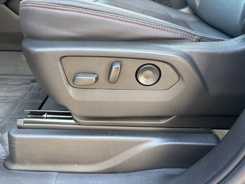 Used 2022 Chevrolet Tahoe RST w/ Luxury Package image 23