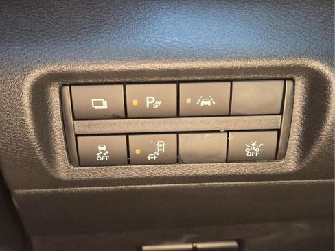 Used 2024 Nissan Kicks S FWD image 28