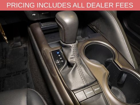 Used 2023 Toyota Camry SE FWD image 14