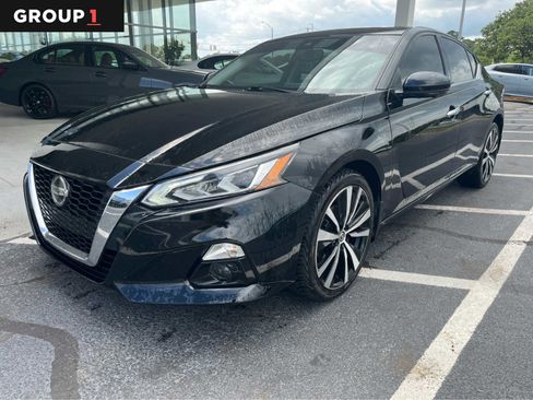 Used 2022 Nissan Altima 2.5 Platinum AWD/4WD image 1