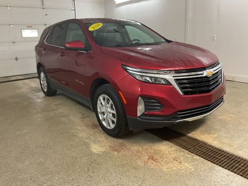 Used 2024 Chevrolet Equinox LT AWD/4WD image 1