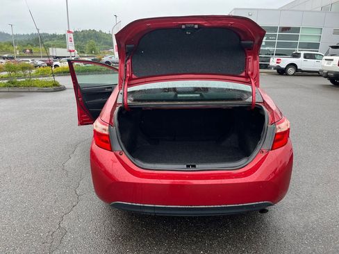 Used 2019 Toyota Corolla LE FWD image 25