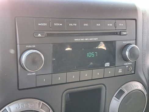 Used 2016 Jeep Wrangler Unlimited Sport image 16