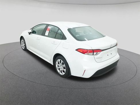New 2026 Toyota Corolla LE image 5