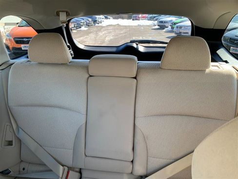 Used 2016 Subaru Outback 2.5i Premium image 18