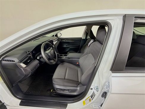 Certified 2025 Toyota Camry LE w/ Convenience Package image 6