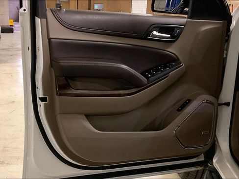 Used 2017 Chevrolet Tahoe LT image 21