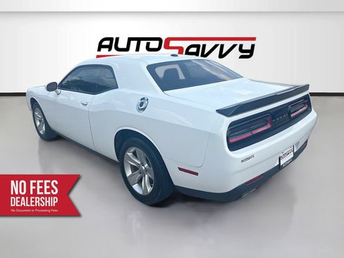 Used 2023 Dodge Challenger SXT RWD image 5