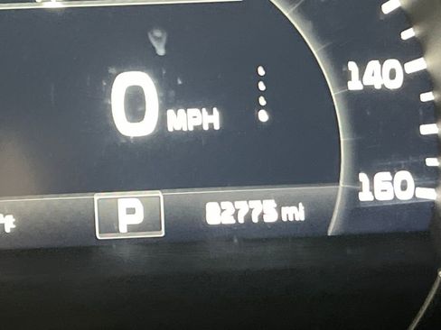 Used 2016 Kia Sorento SX image 19