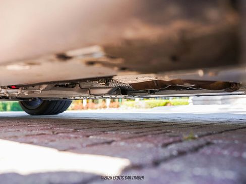 Used 2020 Aston Martin DB11 Volante image 87