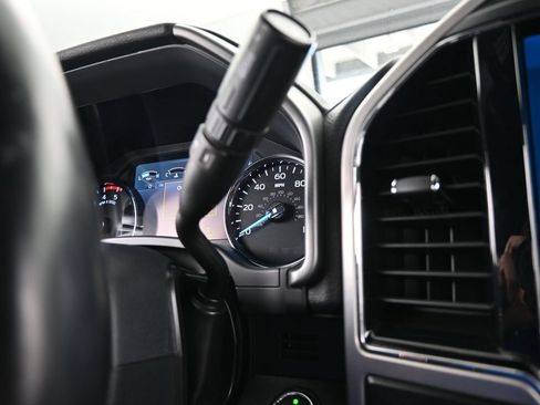 Used 2022 Ford F350 Platinum AWD/4WD image 32