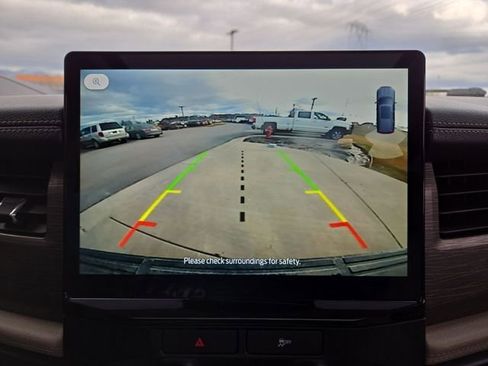 Used 2022 Ford Expedition Limited image 26