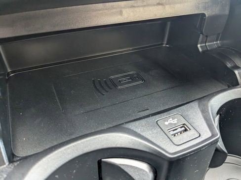 New 2026 BMW 330i Sedan w/ Convenience Package image 25