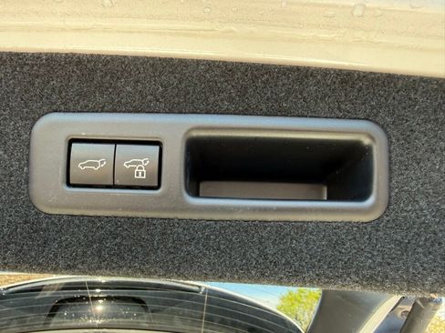 Used 2022 Lexus RX 350L Premium AWD/4WD image 19