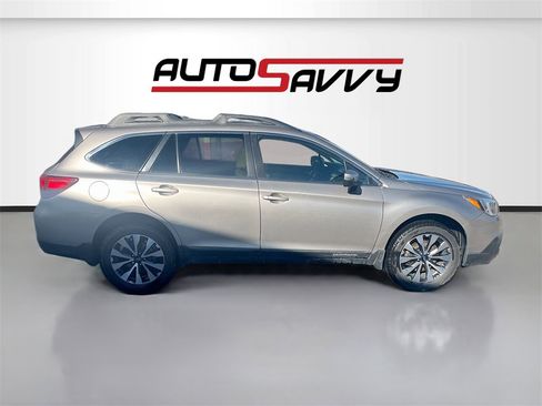 Used 2015 Subaru Outback 2.5i Limited image 8