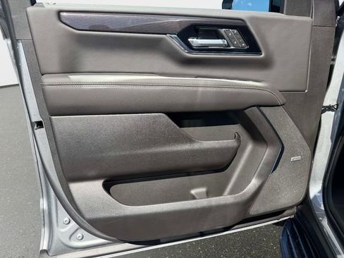 New 2026 GMC Yukon Elevation image 17