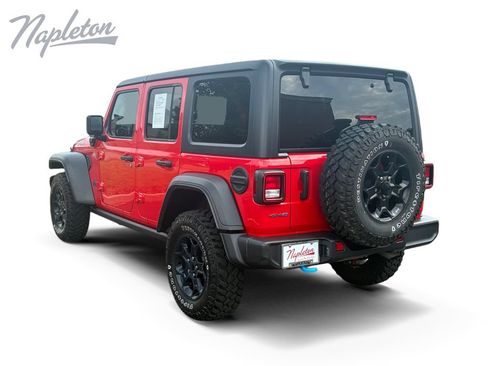 Used 2023 Jeep Wrangler Unlimited w/ Cold Weather Group AWD/4WD image 3