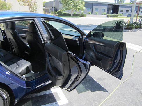Used 2022 Tesla Model 3 RWD image 16
