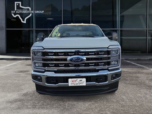 New 2026 Ford F350 Lariat w/ FX4 Off-Road Package image 8