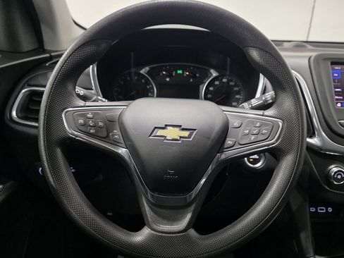 Used 2020 Chevrolet Equinox LT image 4