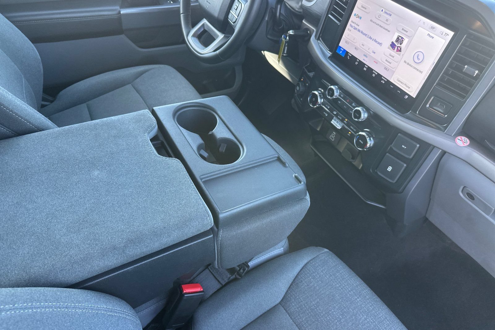Used 2025 Ford F150 XLT w/ Equipment Group 301A Standard AWD/4WD image 16