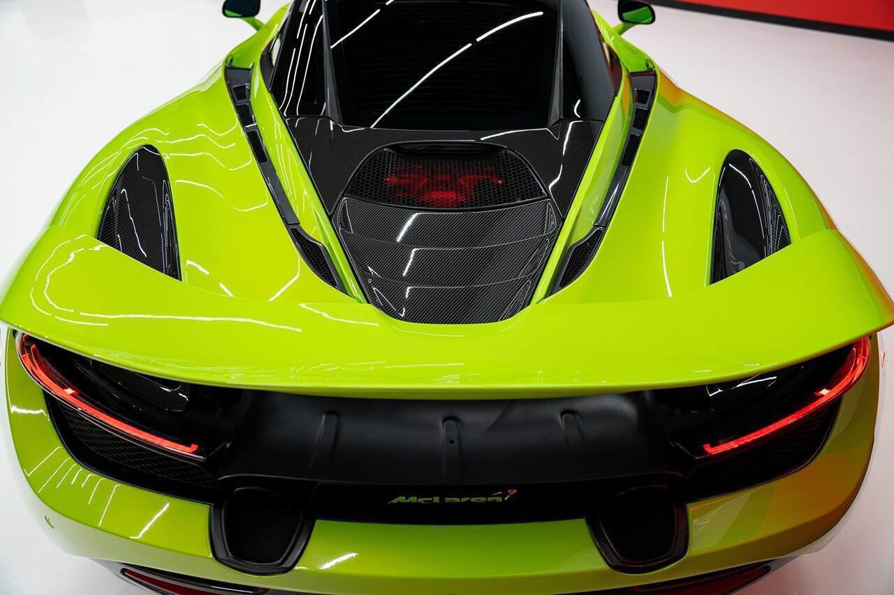 Used 2018 McLaren 720S Performance RWD image 13