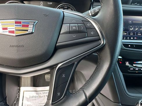 Used 2020 Cadillac XT5 Luxury image 15