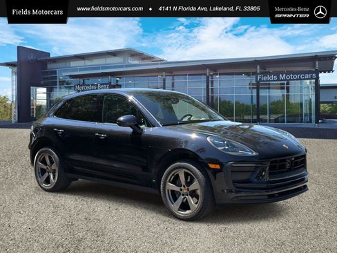 Used 2023 Porsche Macan Turbo AWD/4WD image 1
