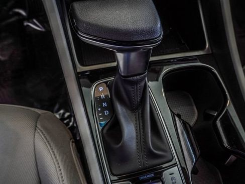 Certified 2025 Hyundai Tucson SEL FWD image 22