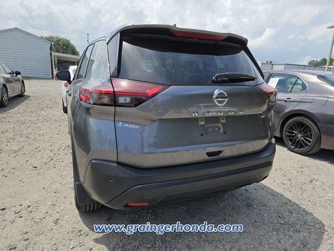 Used 2021 Nissan Rogue S FWD image 8