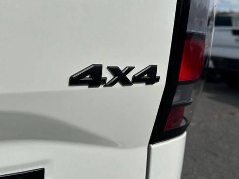 New 2026 Nissan Frontier SV w/ Tow Package image 15