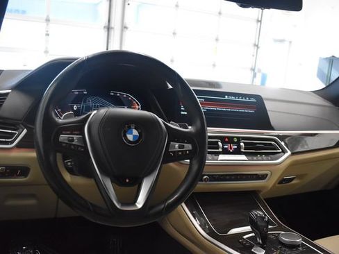Used 2021 BMW X5 xDrive40i w/ Premium Package AWD/4WD image 22